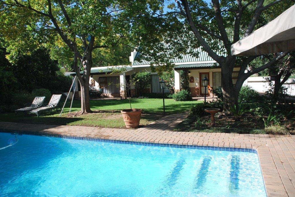 Sunninghill Guest Lodges Joanesburgo Exterior foto