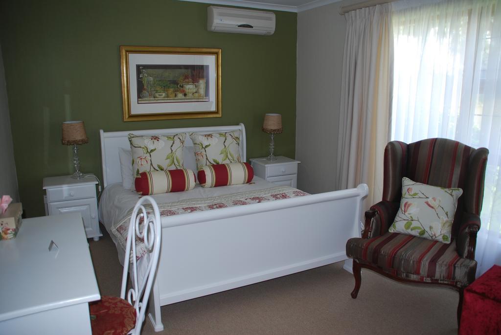 Sunninghill Guest Lodges Joanesburgo Exterior foto
