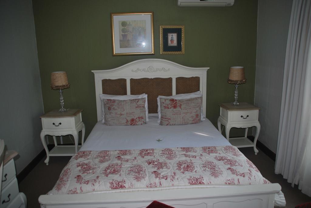 Sunninghill Guest Lodges Joanesburgo Exterior foto