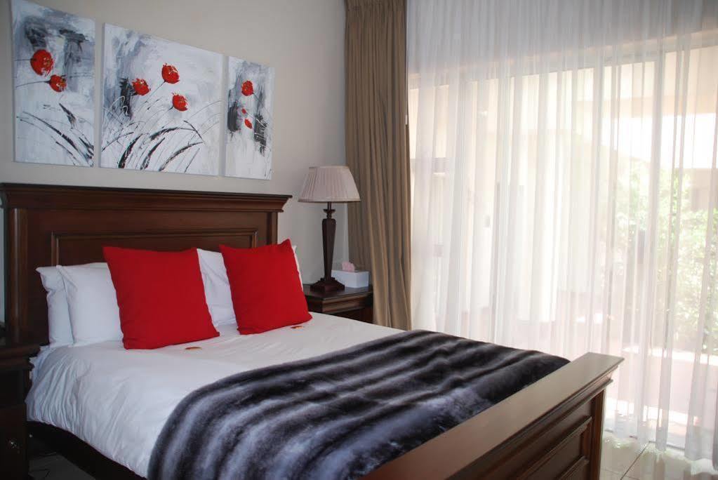 Sunninghill Guest Lodges Joanesburgo Exterior foto