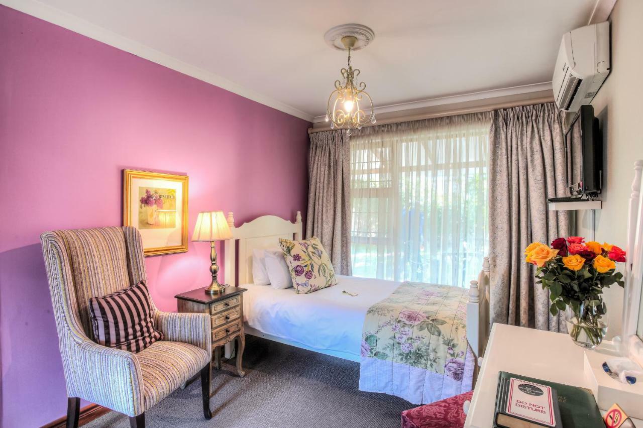 Sunninghill Guest Lodges Joanesburgo Exterior foto