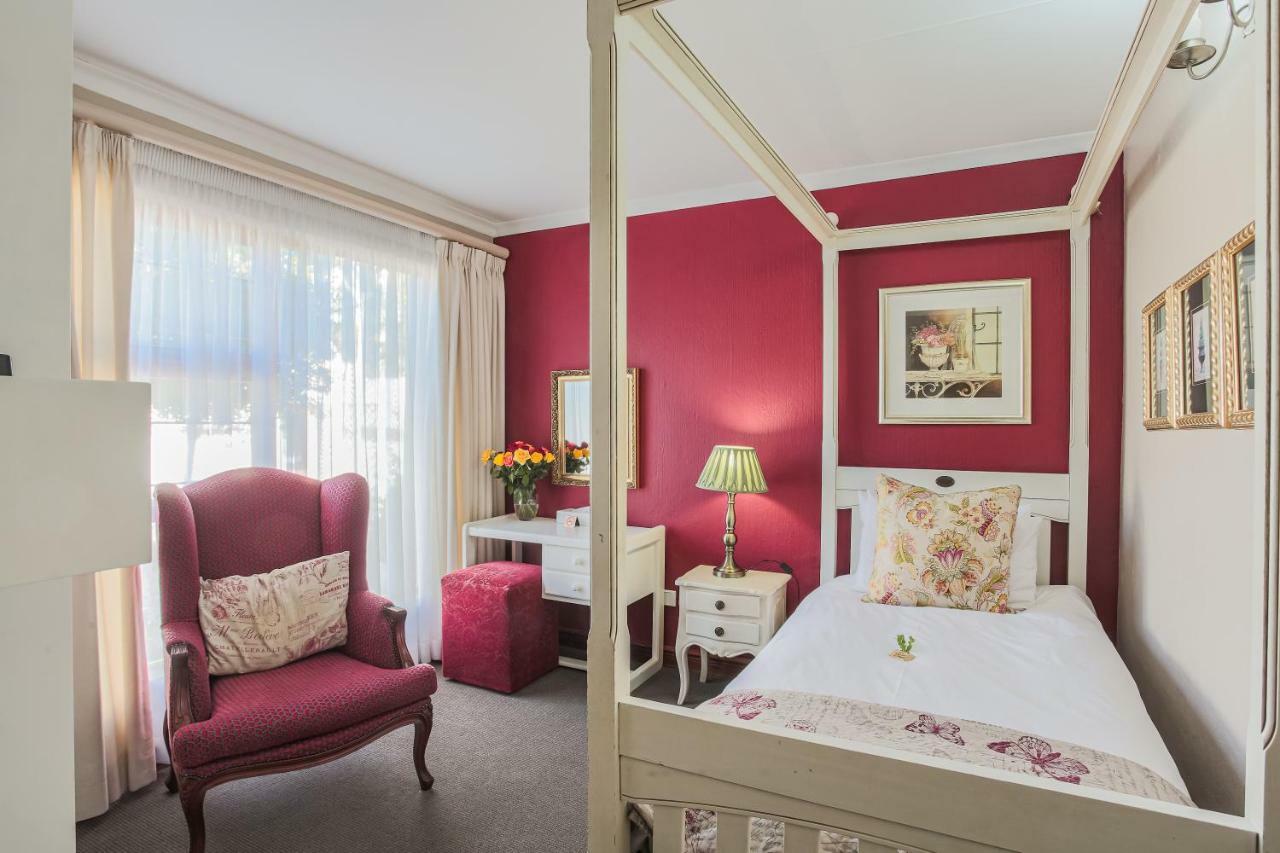 Sunninghill Guest Lodges Joanesburgo Exterior foto