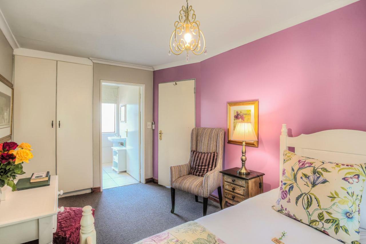 Sunninghill Guest Lodges Joanesburgo Exterior foto