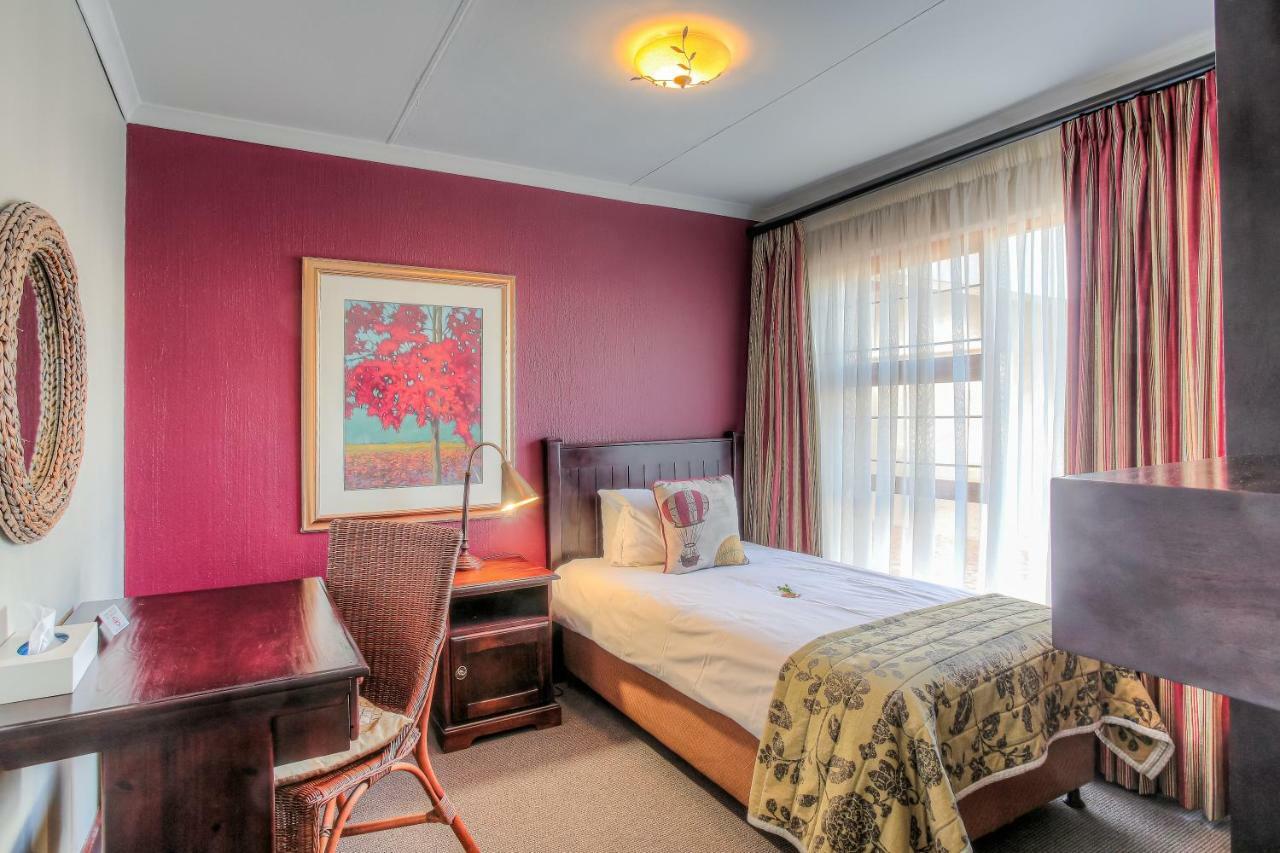 Sunninghill Guest Lodges Joanesburgo Exterior foto