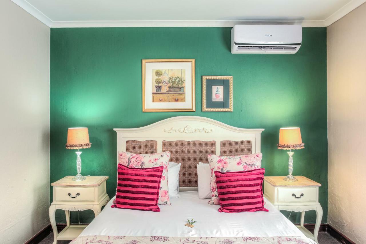 Sunninghill Guest Lodges Joanesburgo Exterior foto